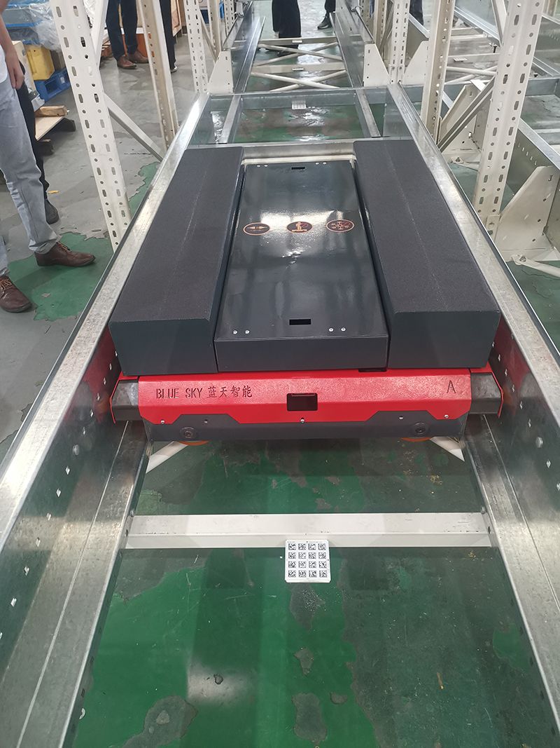 藍天智能穿梭車 藍天智能穿梭車